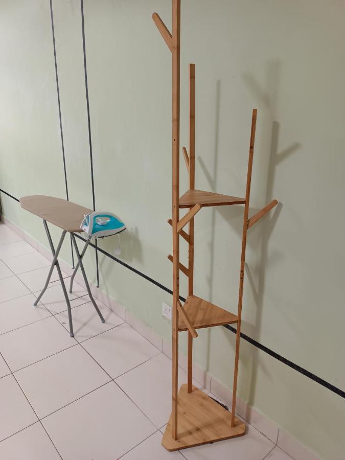 Nena Homestay Setia Alam, Air Conditioned, High Speed Internet Shah Alam Eksteriør bilde