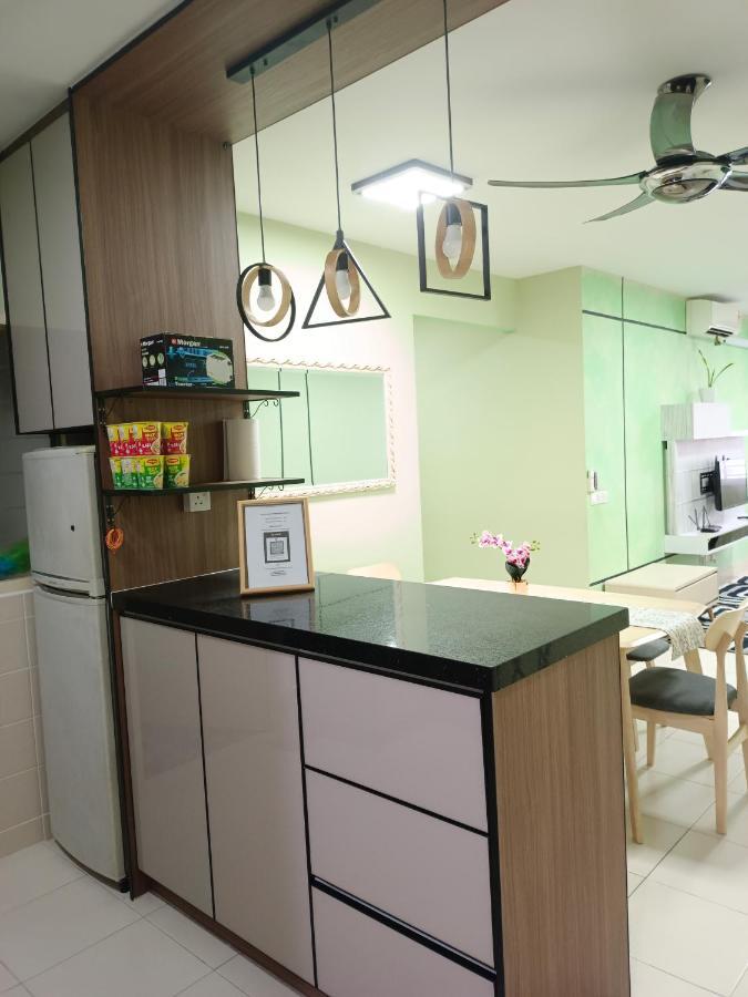 Nena Homestay Setia Alam, Air Conditioned, High Speed Internet Shah Alam Eksteriør bilde