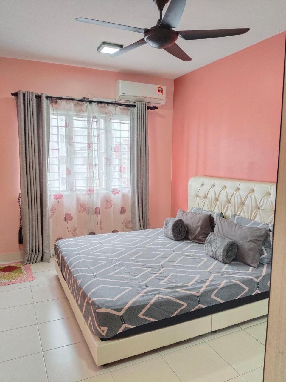 Nena Homestay Setia Alam, Air Conditioned, High Speed Internet Shah Alam Eksteriør bilde