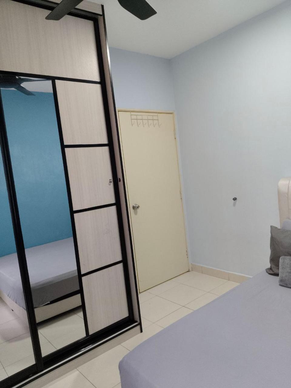 Nena Homestay Setia Alam, Air Conditioned, High Speed Internet Shah Alam Eksteriør bilde